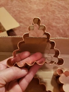 BRAMAN Heavy Copper Scalloped Triangle Cookie Cutter - Picture 1 of 3