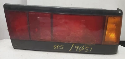 Lanterna traseira direita Honda Civic SDN 1985 fabricante de equipamento original - Imagem 1 de 4