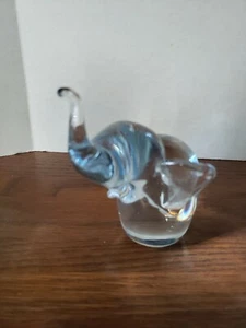 Vintage Signed Great City Treasures Clear Glass Elephant Figurine - Picture 1 of 5