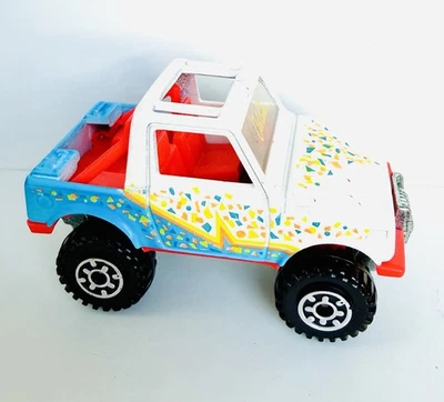 Hot Wheels Street Roader 1990 Suzuki Samurai en blanco Cal Custom California 4x4 Foto 1 de 4
