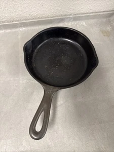 Sartén de hierro fundido vintage Wagner Ware Sidney -O- 1053L #3 6,5" negra ¡Bonita! - Imagen 1 de 5