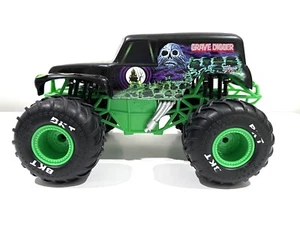 Grave Digger RC Monster Truck Spin Master BKT Tires w/USB (NO REMOTE) - Picture 1 of 9