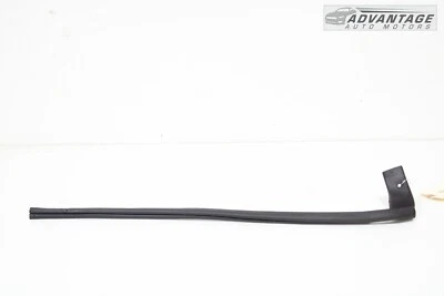 2022-2023 Nissan Pathfinder porta traseira direita corpo vedação tira meteorológica fabricante de equipamento original - Imagem 1 de 4