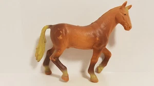 62499 Bullyland : Oldenburger Stallion, Chestnut ref : 2BU144 - Picture 1 of 7