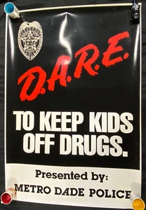 1980s' DARE Keep Kids off Drugs Ad 4x6ft Poster BANNER METRO DADE POLICE - Picture 1 of 1