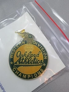 VINTAGE MLB Lapel Hat PIN A's Athletics 1989 Western Division Champions (J218) - Picture 1 of 2