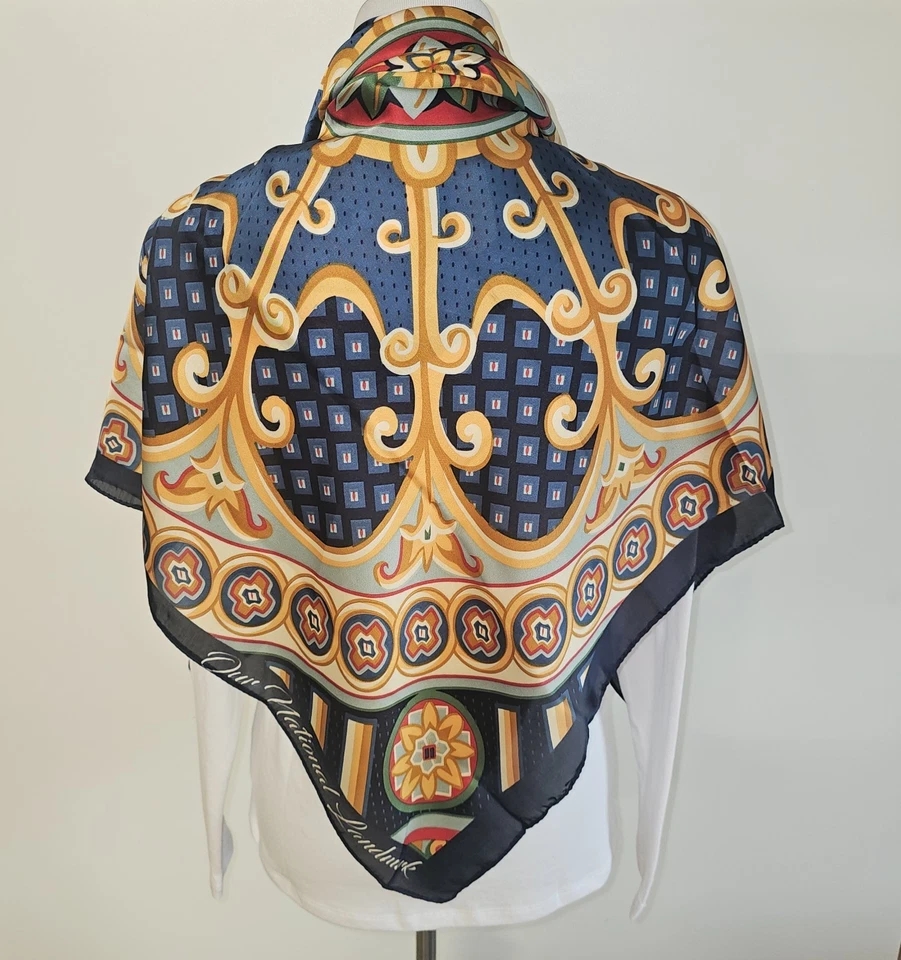 Vintage Silk Scarf Daughters Of The American Revolution DAR Const Hall 34x35 - Image 1 of 4