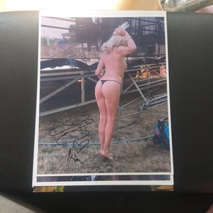 MIA JULIA *Mallorca*, Foto original firmada en 20x25 cm (NST) DESNUDA - Imagen 1 de 1