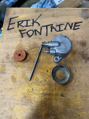 Cilindro esclavo de embrague OEM con varilla de empuje para Suzuki Intruder 1400 VS1400 1987-2009 Foto 1 de 4