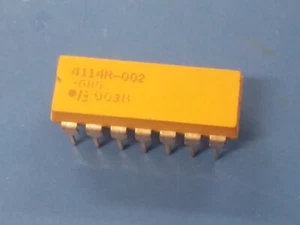 4114R-002-680, Resistor 68 ohms Common Bussed 14 Pins, 13 Resistors) DIP - Picture 1 of 3
