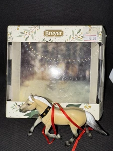 Breyer 2019 Holiday Beautiful Breeds Ornament - Fjord - Bild 1 von 1