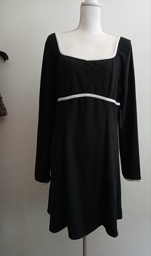 OFF WHITE Abito Good Luck Gem nero bianco sporco taglia XL manica lunga scollo quadrato