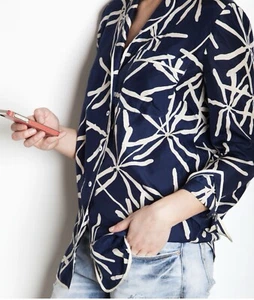 Eloise NWT 100% Silk Top Sz M With 3/4 Sleeves Button Up ANTHROPOLOGY - Picture 1 of 12