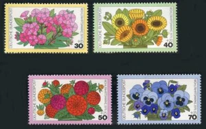Germania: 1976 Fiori semipostali (B533-B536) nuovo nuovo di zecca - Foto 1 di 1