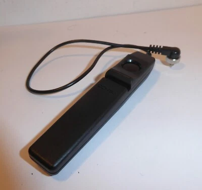 CONTAX 30cm REMOTE SWITCH for CONTAX & YASHICA SLRs with SCREW IN REMOTE PORTS - Image 1 of 2