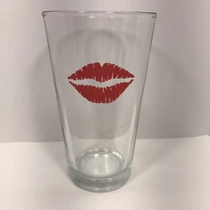 Kiss Glass Lipstick Print Drinking Beer Water Wine Pop Cola Free Shipping - Picture 1 of 1