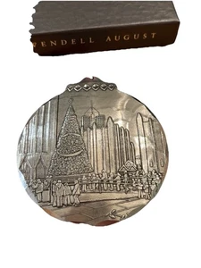 Vintage 2011 PITTSBURGH PA ORNAMENT Downtown (?) Linda Barnicott Wendell August - Foto 1 di 6