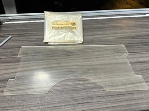 NEW GENUINE HARLEY DAVIDSON 58075-86 FLST WINDSHIELD WINDOW - Bild 1 von 3