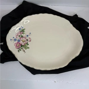 Vintage Blumen Creme Servierplatte mit Goldrand. Keine Chips oder Risse - Bild 1 von 2