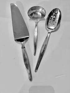 Contour by Towle Sterling Silver Pie/Cake Server Ladle Pierced Spoon - Picture 1 of 3