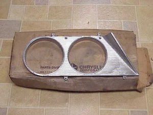 Juego de bisel 64 Chrysler Newport New Yorker NOS MoPar H/L - Imagen 1 de 1