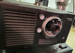 CHRISTIE SOLARIA 1 DCI CINEMA PROJECTOR - Picture 1 of 9