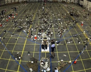 Nueva foto de la NASA 8x10: reconstrucción de escombros del transbordador espacial Columbia - Imagen 1 de 1