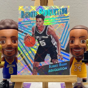 */100 Diamante Cósmico* Tarjeta de Novato Panini Revolution Dejounte Murray RC 27 Plata - Imagen 1 de 7