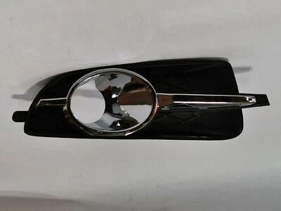 Bisel de luz antiniebla lado derecho del pasajero para Buick LaCrosse 2010-13 20859108 GM1038120 Foto 1 de 3