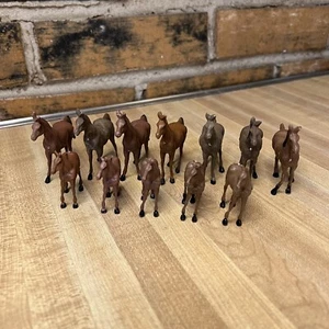 Vintage Mini Horse Figures Lot Of 12 Made In China Unbranded Cake Toppers - Picture 1 of 7