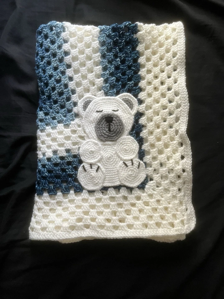 Manta de ganchillo hecha a mano azul y blanco para bebé niño 34x34 abuela tiro cuadrado NUEVO Foto 1 de 2