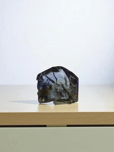 Fine Pleochroic Unheated Natural Tanzanite Crystal Rough Gemstone 5.75 Carats - Picture 1 of 5