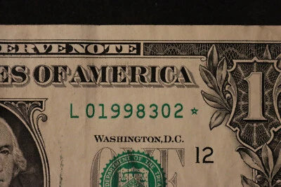 [MARCH 2, 1998] ONE DOLLAR FANCY BIRTHDAY STAR NOTE  SN L 01998302* - Image 1 of 3