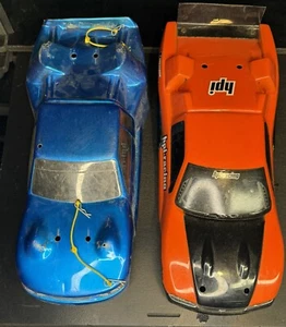 2x Stadion/Truggy Karosserien im Maßstab 1:10 - Bild 1 von 6