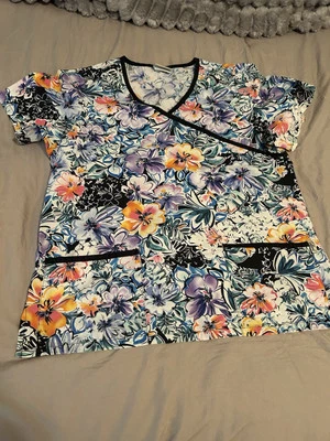 Women’s Tafford Floral Pattern Scrub Top Size XS - Image 1 of 4