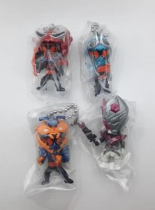 Kamen Reiter Gotchard Konvolut 4 Mini Gacha Figuren Spielzeug Schlüsselanhänger Set - Bild 1 von 1