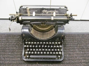 1939 German Olympia mod8 Black Steel Typewriter Vintage - For Restoration - Picture 1 of 13