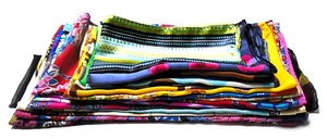25 Vintage & Modern Scarves #25-Elaine Gold/Liz Sinclair/Paoli/Echo/DKNY/Express - Bild 1 von 24