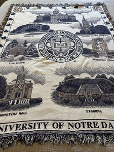 Rare Vintage Notre Dame College Campus Football Tapestry Throw Fringed Blanket - Bild 1 von 13