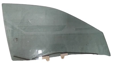 Cristal puerta delantera derecha Nissan Máxima 4 puertas: 2000, 2001 Foto 1 de 4