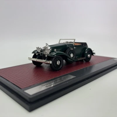 Matrix 1/43 1932 Stutz DV32 Super Bearcat Green Special offer Car Model - Image 1 of 4