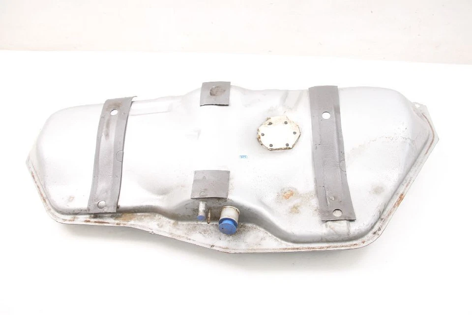 Depósito combustible opel astra f cc 802288 90540724 1.6 74 kw 100 cv gasolina 12-1994 Foto 1 de 3