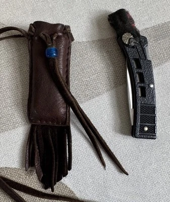 Cuchillo Buck 2” Hoja 425X con Estuche Funda Collar Cuero Hecho a Mano Personalizado Boho Foto 1 de 4