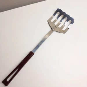 Espátula curvada ranurada de acero inoxidable Stanhome vintage bordes festoneados 13" EE. UU. - Imagen 1 de 10