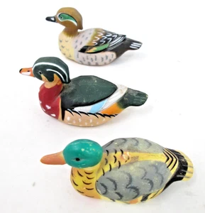 Miniaturas señuelo de pato de colección hechas en plástico de Hong Kong - Imagen 1 de 9