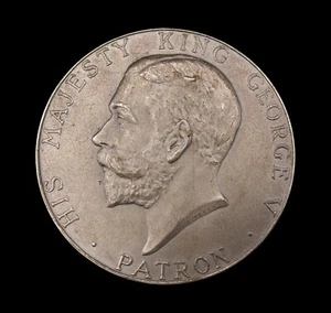 1931 ROYAL AGRICULTURAL SOCIETY OF ENGLAND 55mm SILVER MEDAL - BY PINCHES - Picture 1 of 3