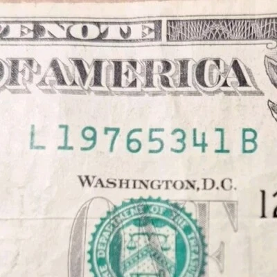 1976 YEAR Date Note Fancy Serial Number One Dollar Bill L 19764341 B - Image 1 of 4