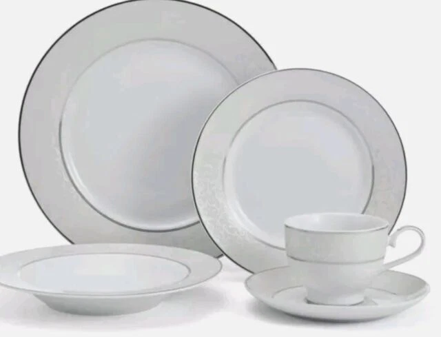 Mikasa Parchment 40-piece Dinnerware Set - White