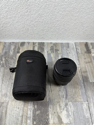 Lente SIGMA 17-70 mm F2,8-4 DC MACRO OS HSM para Canon EF-S Foto 1 de 4