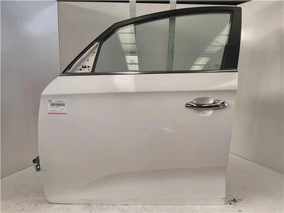 FRONT LEFT DOOR Kia Carens (RP)(2013->) 1.7 Emotion D4FD 2015 - Image 1 of 3